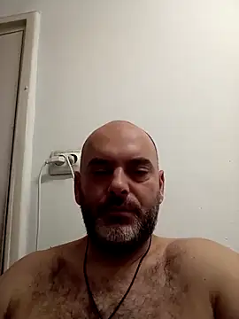 Snapshot of BartalesDaddy chatting on January 19, 2025, 7:47 pm BartalesDaddy online show from January 19, 2025, 7:47 pm