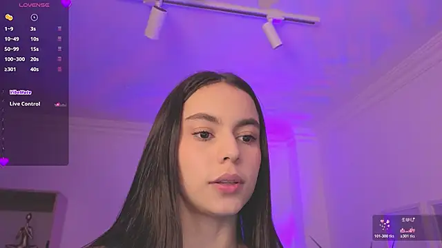 Snapshot of Aleejaa__ chatting on April 16, 2026, 11:22 am Aleejaa online show from April 16, 2026, 11:22 am