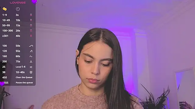 Snapshot of Aleejaa__ chatting on April 1, 2026, 11:44 am Aleejaa online show from April 1, 2026, 11:44 am