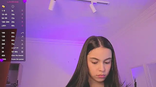 Snapshot of Aleejaa__ chatting on April 20, 2026, 11:24 am Aleejaa online show from April 20, 2026, 11:24 am
