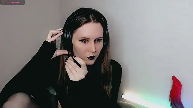 tracy cooper online show from December 22, 2024, 11:31 pm