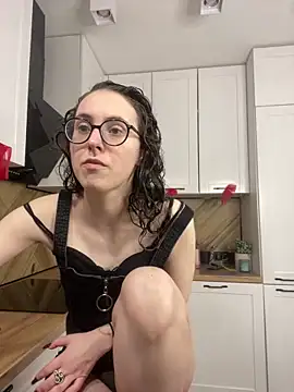 MartiniiSelenna online show from March 30, 2026, 5:53 am