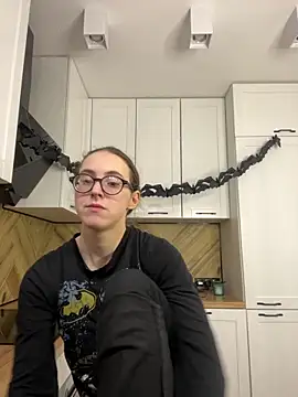 MartiniiSelenna online show from October 24, 2025, 5:39 am