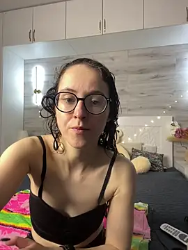MartiniiSelenna online show from May 23, 2026, 6:01 am