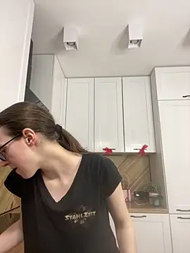 MartiniiSelenna online show from February 10, 2026, 7:18 am