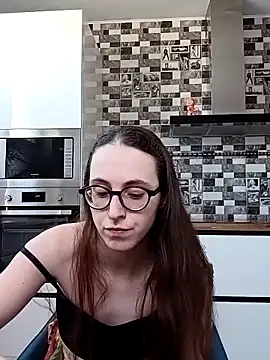 Snapshot of MartiniiSelenna chatting on March 9, 2025, 9:35 am MartiniiSelenna online show from March 9, 2025, 9:35 am