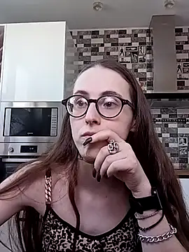 Snapshot of MartiniiSelenna chatting on February 27, 2025, 12:01 pm MartiniiSelenna online show from February 27, 2025, 12:01 pm