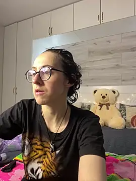 MartiniiSelenna online show from May 31, 2026, 5:57 am