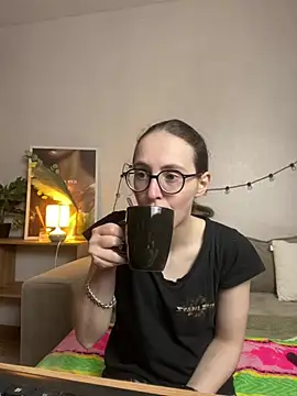 MartiniiSelenna online show from May 1, 2026, 5:45 am