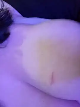 Snapshot of silina-25 chatting on February 21, 2026, 12:45 am silina-25 online show from February 21, 2026, 12:45 am