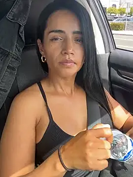 Snapshot of Hot_latina4you chatting on March 17, 2025, 8:30 pm Hot latina4you online show from March 17, 2025, 8:30 pm