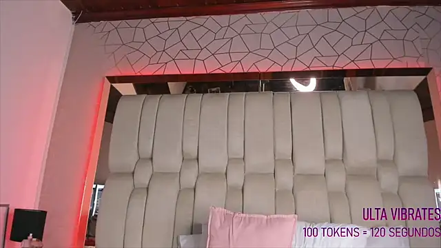 AngelineHeet online show from December 6, 2024, 9:48 am