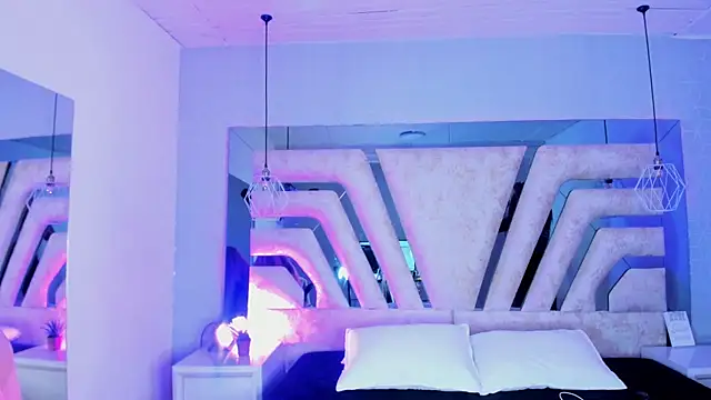 AngelineHeet online show from November 20, 2025, 4:13 am