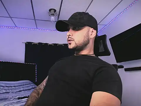 Snapshot of Sebas-hott chatting on February 23, 2026, 12:01 am Sebas-hott online show from February 23, 2026, 12:01 am