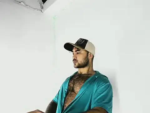 Snapshot of Sebas-hott chatting on October 8, 2025, 1:51 am Sebas-hott online show from October 8, 2025, 1:51 am