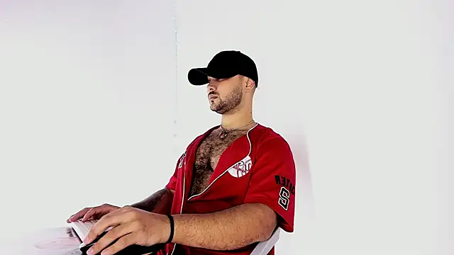 Snapshot of Sebas-hott chatting on September 11, 2025, 10:10 pm Sebas-hott online show from September 11, 2025, 10:10 pm