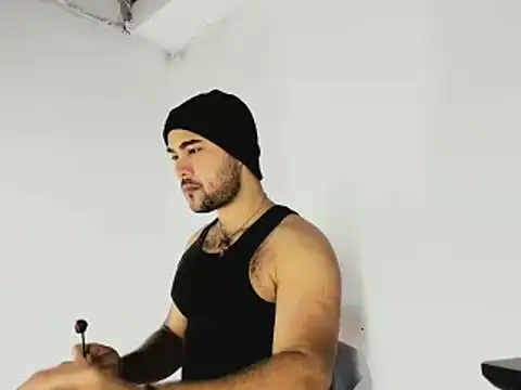 Snapshot of Sebas-hott chatting on November 4, 2025, 9:40 pm Sebas-hott online show from November 4, 2025, 9:40 pm