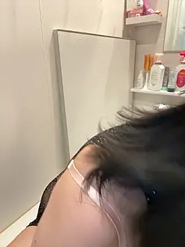 Snapshot of Rei1216xo chatting on September 13, 2025, 4:23 am Rei1216xo online show from September 13, 2025, 4:23 am