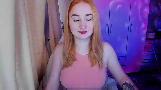 Snapshot of KeiraNight chatting on May 6, 2026, 5:00 am KeiraNight online show from May 6, 2026, 5:00 am