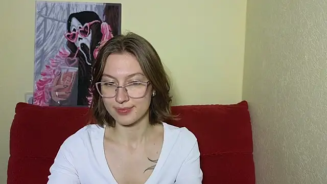 Snapshot of MalvinaBlum chatting on December 7, 2024, 5:26 pm MalvinaBlum online show from December 7, 2024, 5:26 pm
