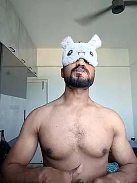Daddys-small-lollipop online show from May 11, 2026, 10:27 am