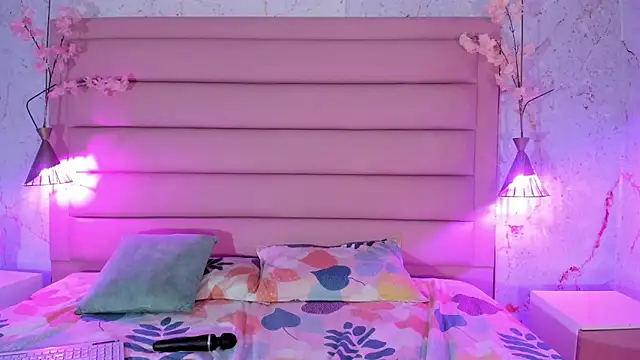 sabrinamilani online show from January 16, 2026, 3:21 am