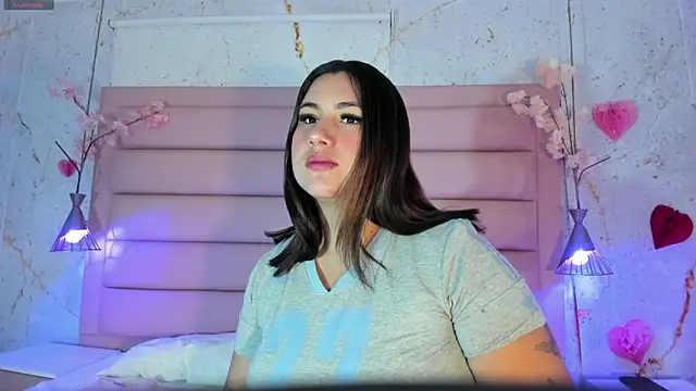 sabrinamilani online show from April 9, 2026, 3:08 am