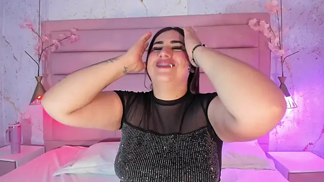 sabrinamilani online show from February 2, 2026, 3:16 am