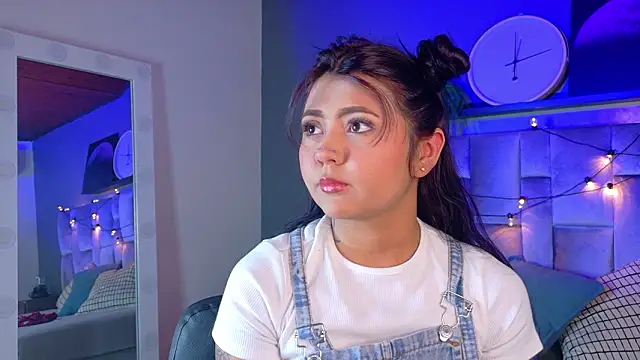 Snapshot of alaia-rogers chatting on February 14, 2026, 11:54 am alaia-rogers online show from February 14, 2026, 11:54 am