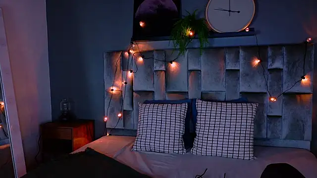 Snapshot of alaia-rogers chatting on October 25, 2025, 11:42 am alaia-rogers online show from October 25, 2025, 11:42 am