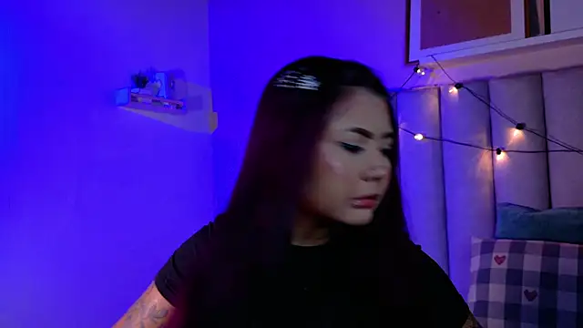 Snapshot of alaia-rogers chatting on November 13, 2025, 11:36 am alaia-rogers online show from November 13, 2025, 11:36 am