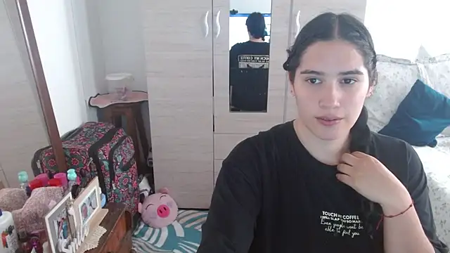 Naomi D online show from May 3, 2026, 4:54 pm