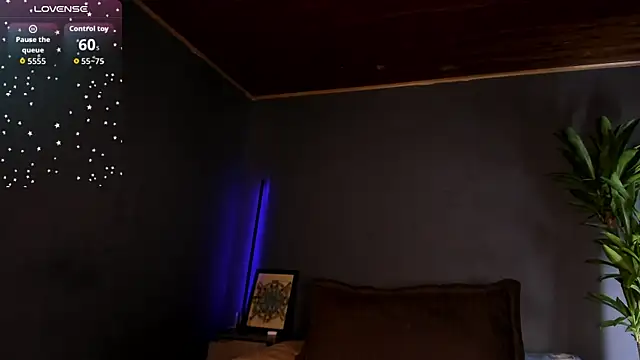 Angel Snowhotxxx online show from November 12, 2025, 2:48 am