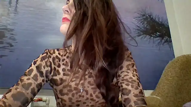 Snapshot of AliceTailor chatting on February 14, 2026, 2:45 am AliceTailor online show from February 14, 2026, 2:45 am