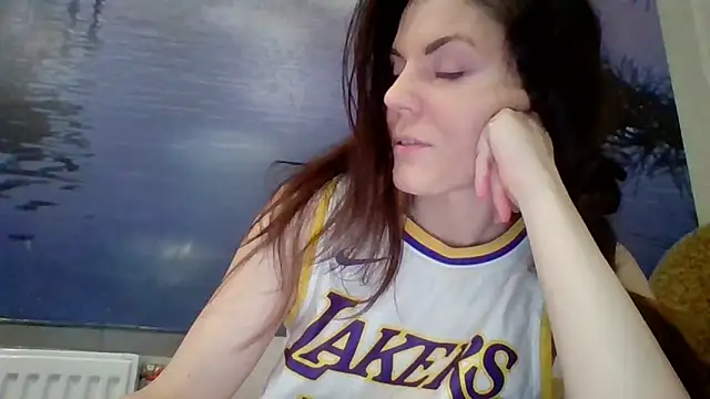 Snapshot of AliceTailor chatting on February 17, 2026, 5:10 pm AliceTailor online show from February 17, 2026, 5:10 pm