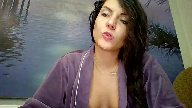 AliceTailor online show from May 20, 2026, 9:45 pm