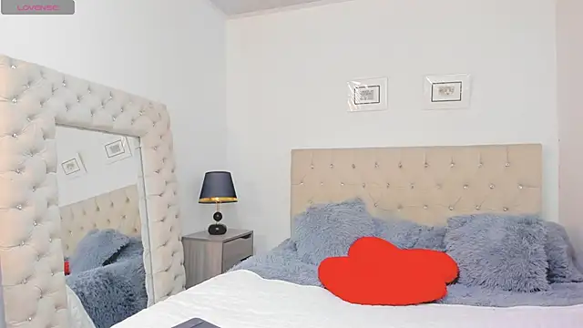 Snapshot of carlaperez_ chatting on February 19, 2026, 3:03 am carlaperez online show from February 19, 2026, 3:03 am