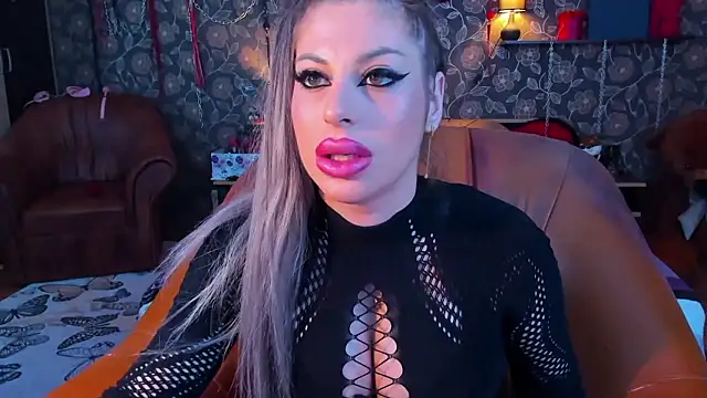 ammyloca123 online show from January 14, 2026, 4:43 pm