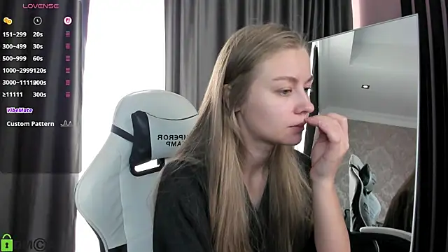 Snapshot of Polumna_cute chatting on December 21, 2025, 9:11 am Polumna cute online show from December 21, 2025, 9:11 am