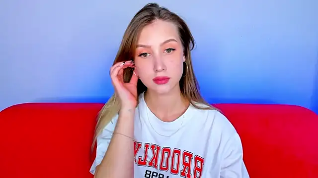 Snapshot of VitalinaBlue chatting on September 17, 2025, 8:49 am VitalinaBlue online show from September 17, 2025, 8:49 am