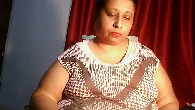 Snapshot of raniofsex02 chatting on April 15, 2026, 7:58 pm raniofsex02 online show from April 15, 2026, 7:58 pm