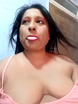 Snapshot of raniofsex02 chatting on March 17, 2025, 2:12 pm raniofsex02 online show from March 17, 2025, 2:12 pm