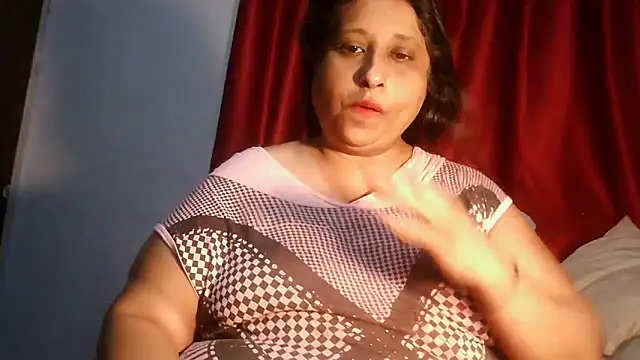 Snapshot of raniofsex02 chatting on April 15, 2026, 4:44 pm raniofsex02 online show from April 15, 2026, 4:44 pm