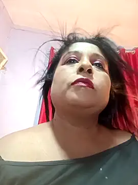 Snapshot of raniofsex02 chatting on March 5, 2025, 5:39 pm raniofsex02 online show from March 5, 2025, 5:39 pm