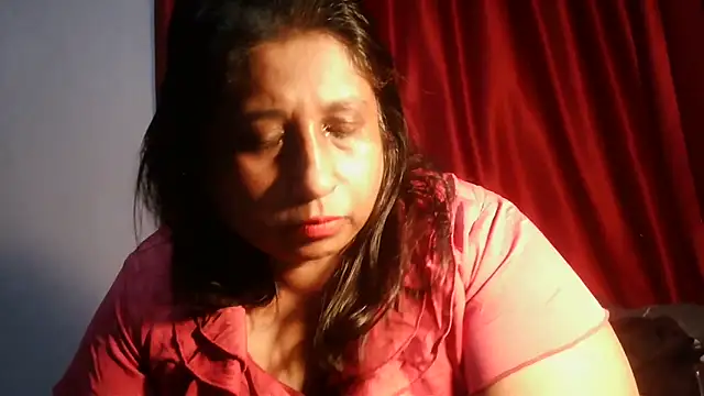 Snapshot of raniofsex02 chatting on April 17, 2026, 10:23 pm raniofsex02 online show from April 17, 2026, 10:23 pm