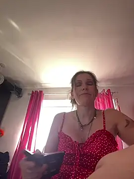 Lwhite1 online show from May 25, 2026, 3:55 pm