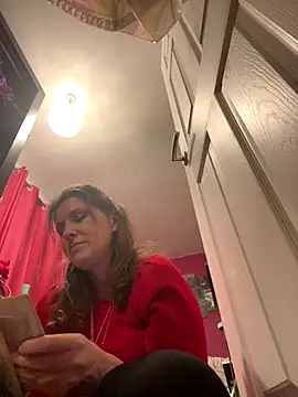 Lwhite1 online show from November 10, 2025, 11:10 pm