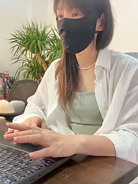 Annabody online show from September 15, 2025, 3:51 am