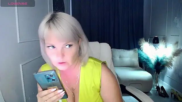 Juarnea online show from April 3, 2026, 7:04 am