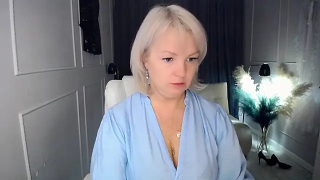 Juarnea online show from October 26, 2025, 11:38 pm